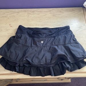 Fun Flirty Black Sz 8 Lululemon Skort